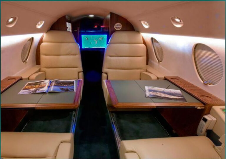 Business Jet — Falcon 20 — standing set at Digital Canaries