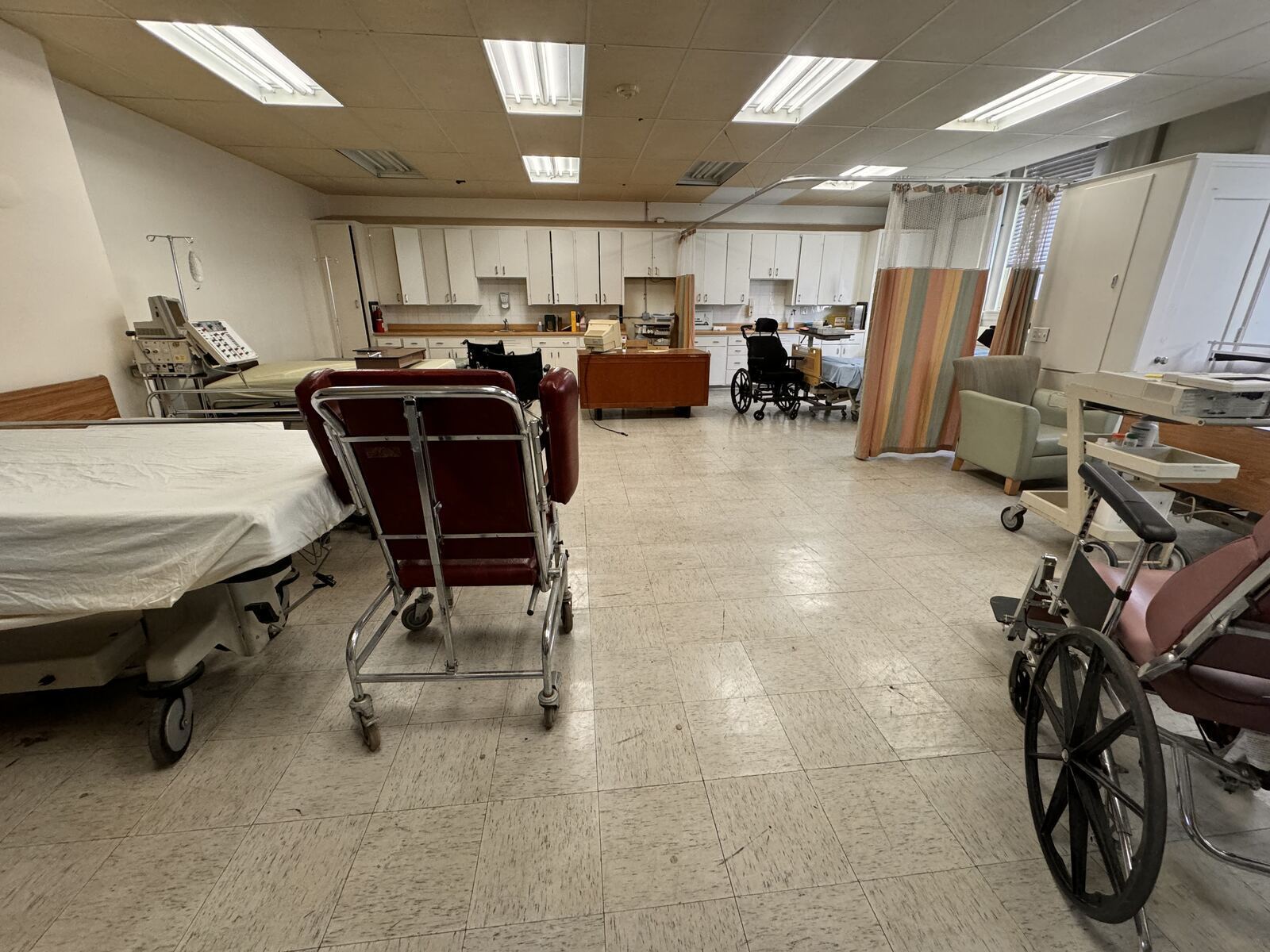 Hospital Ward — angle 7