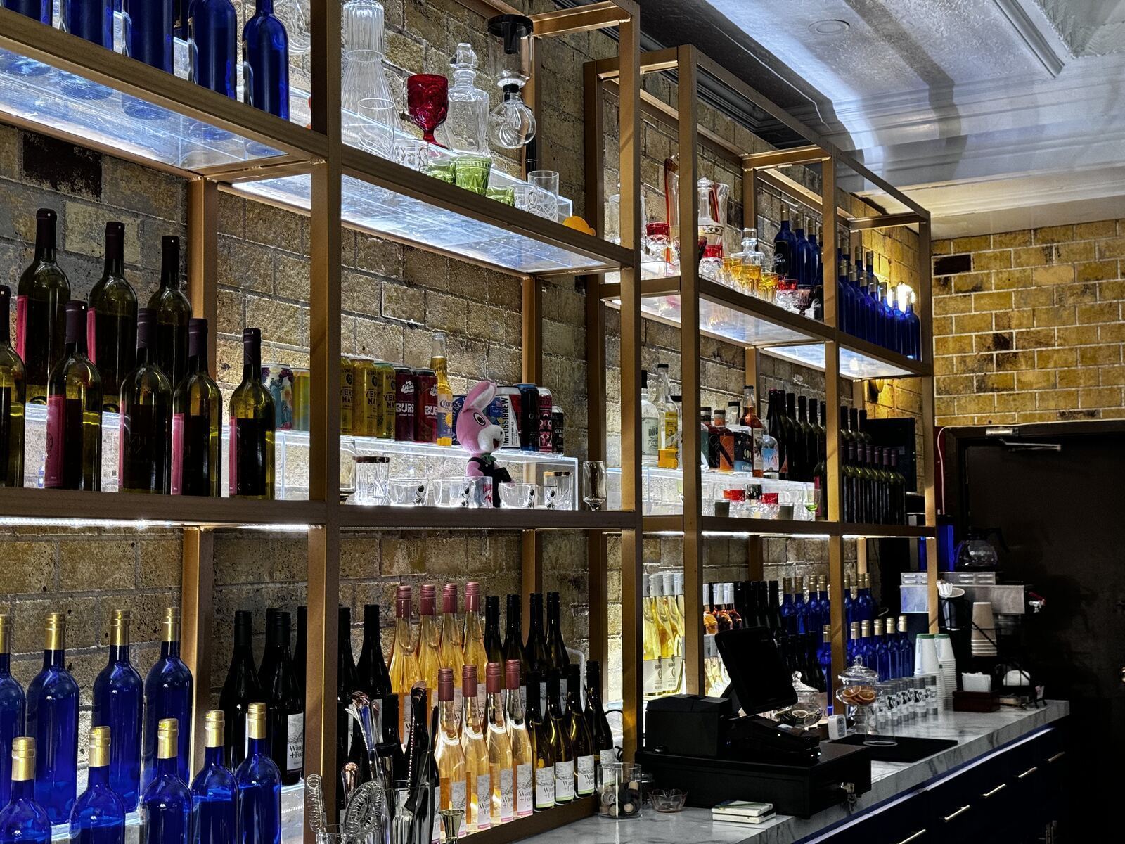 Bar — angle 6