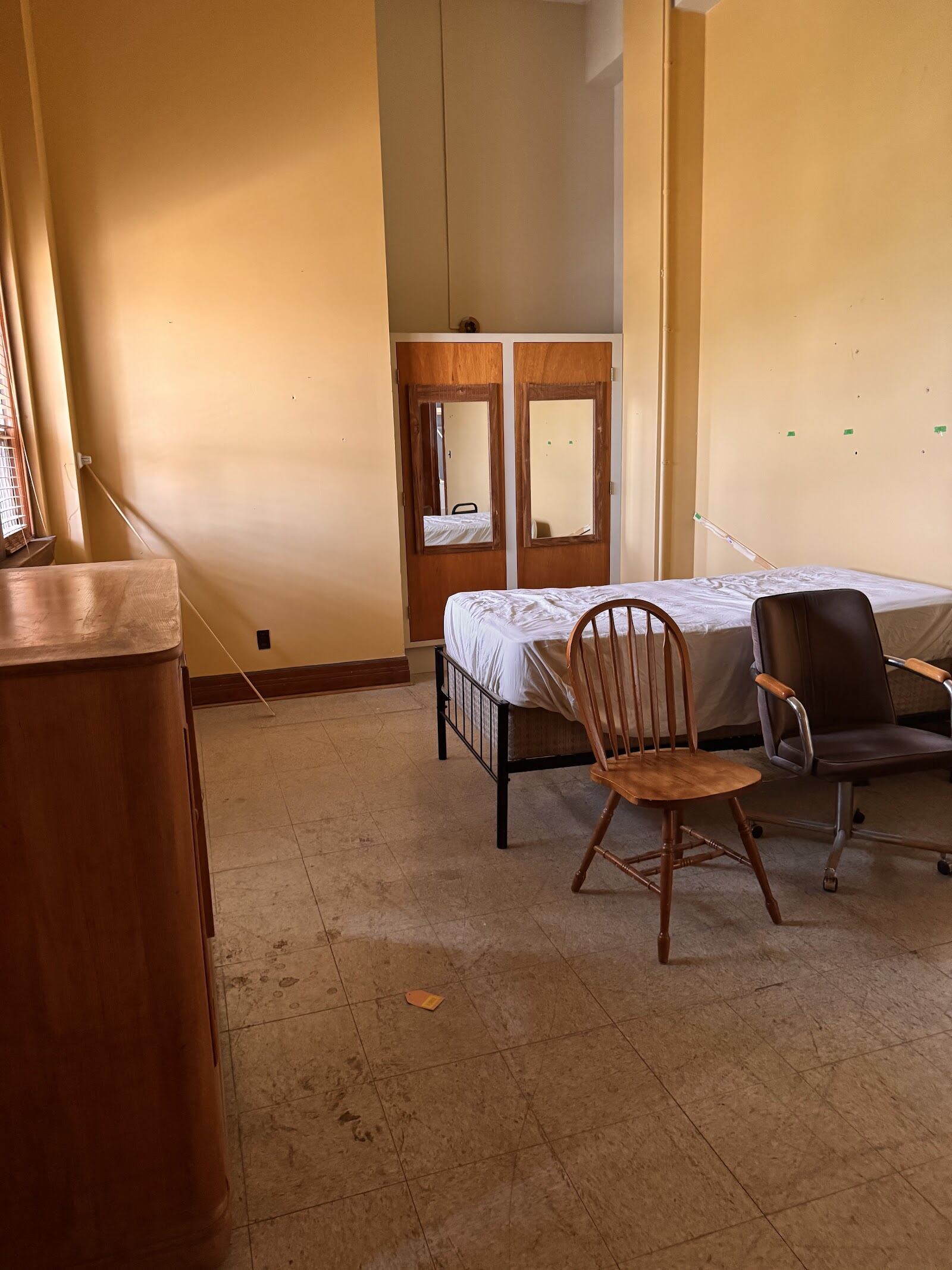 Retro Apartment — angle 14