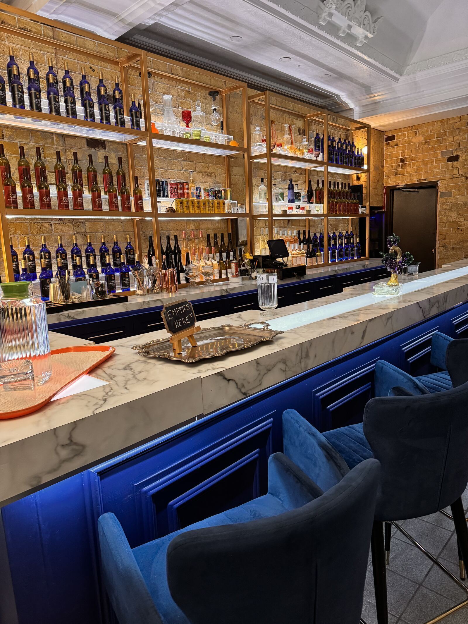 Bar — angle 17