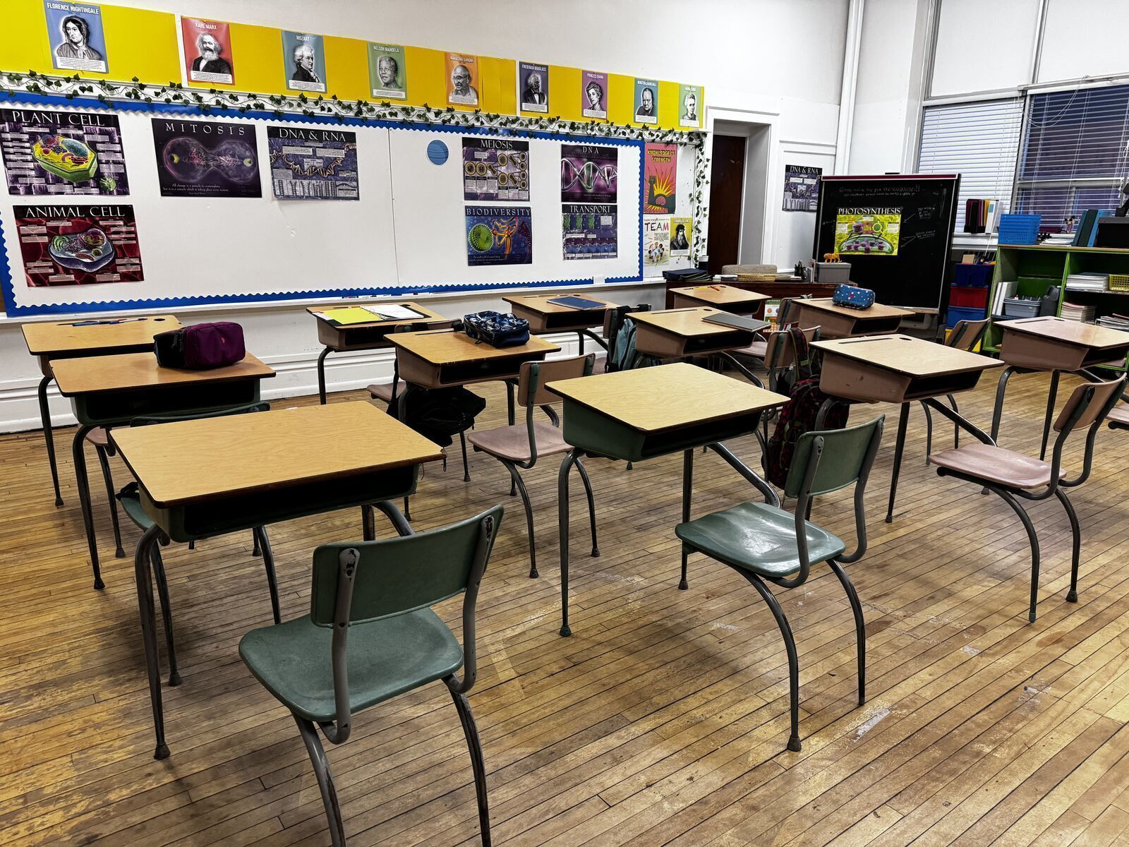 Classroom — angle 13