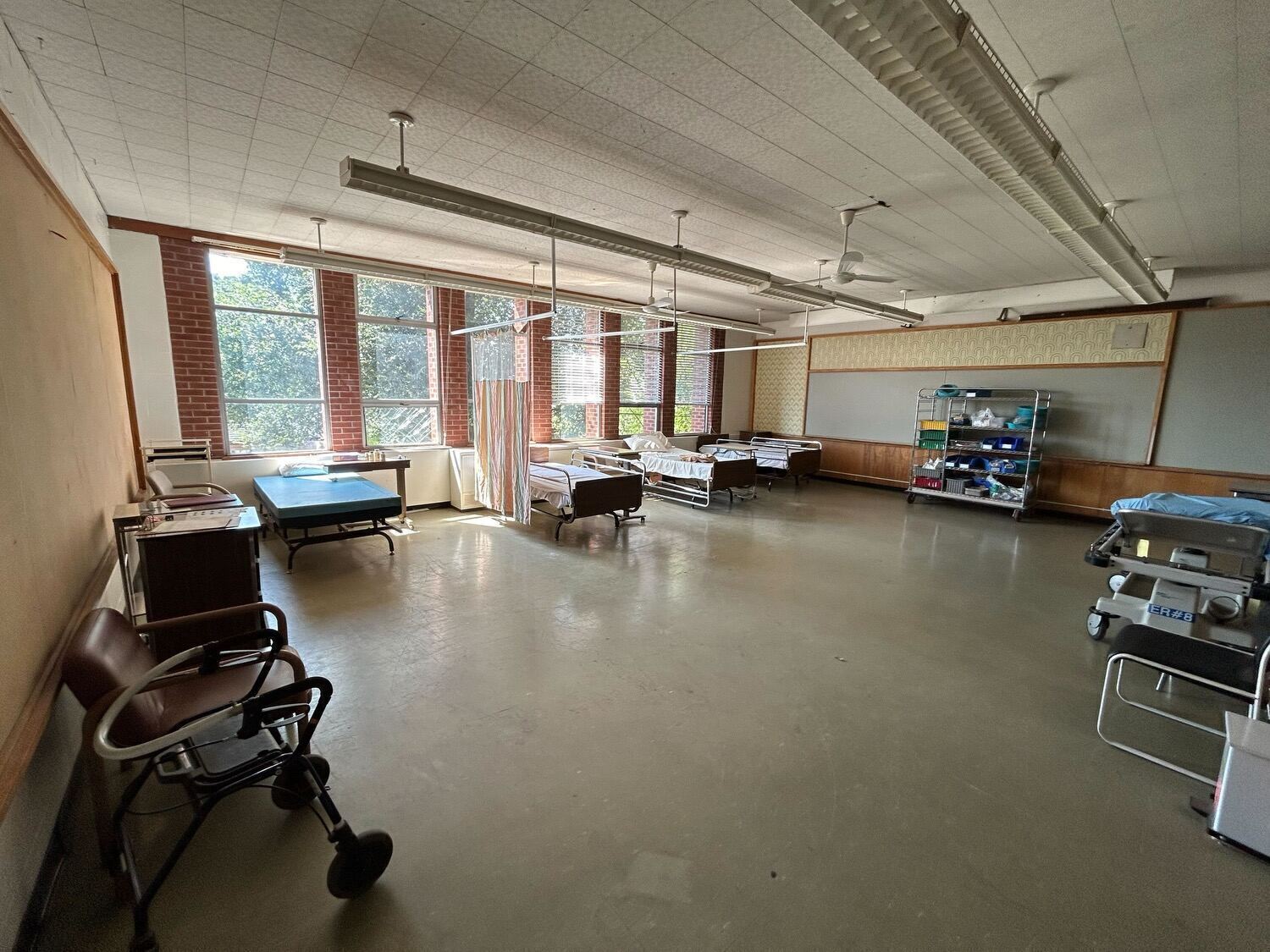 Hospital Ward — angle 15