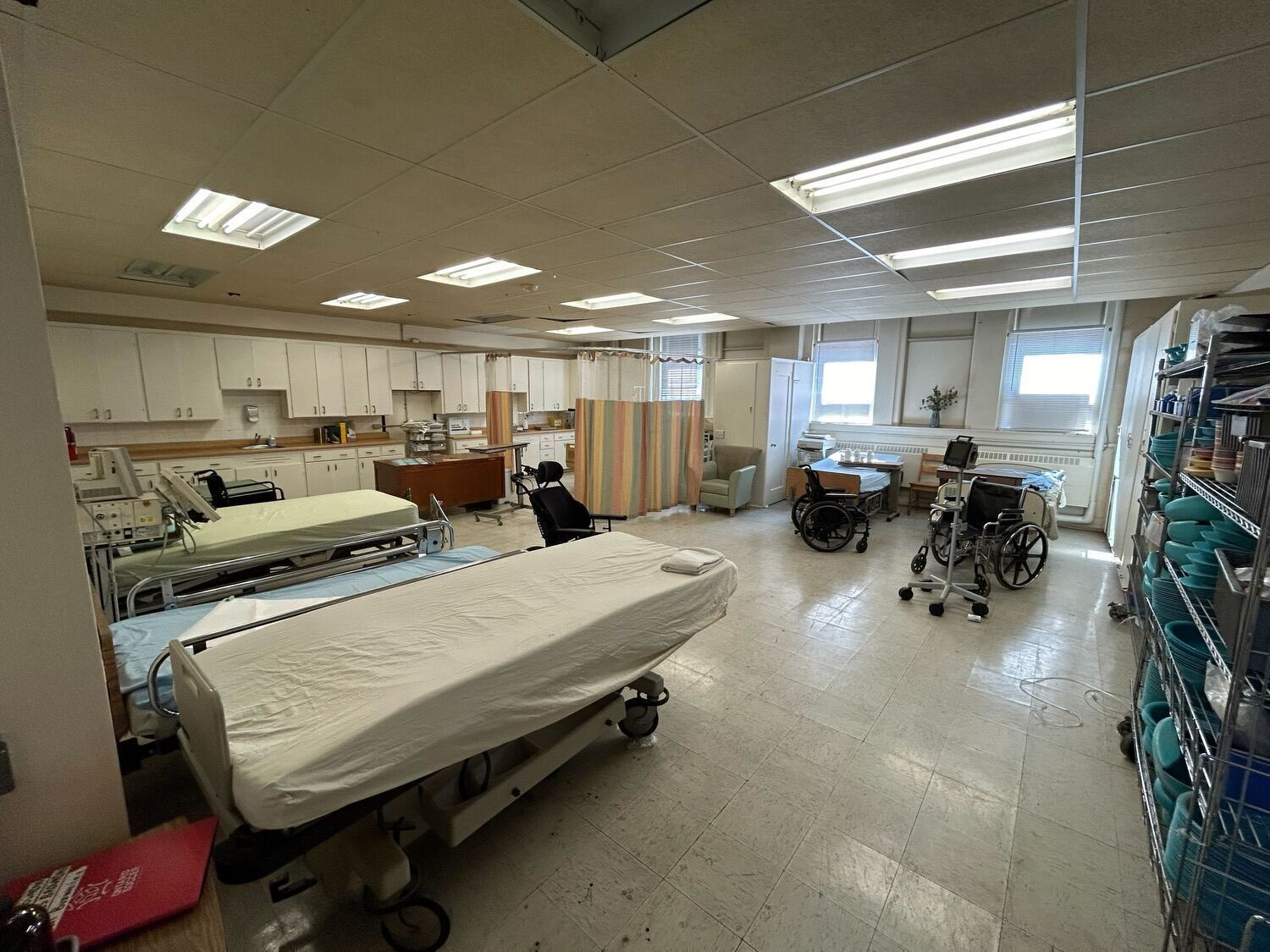 Hospital Ward — angle 13