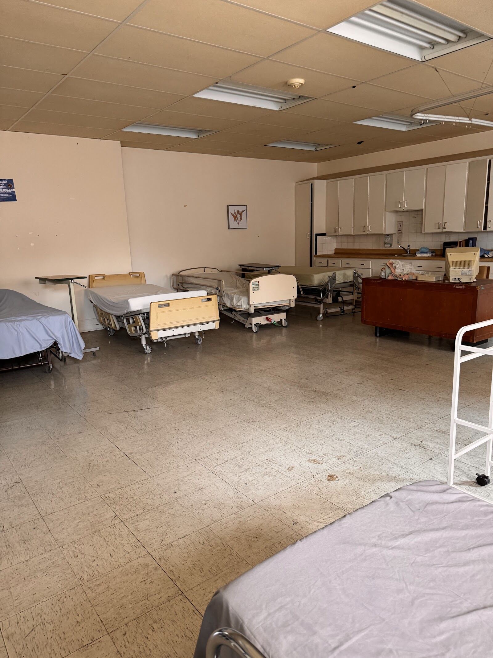 Hospital Ward — angle 4