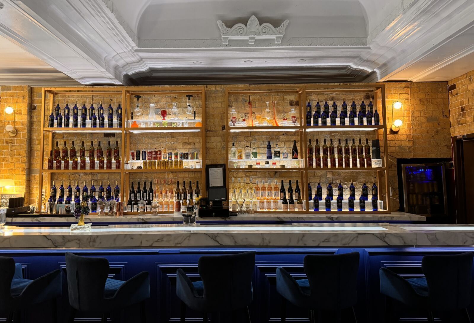 Bar — angle 16
