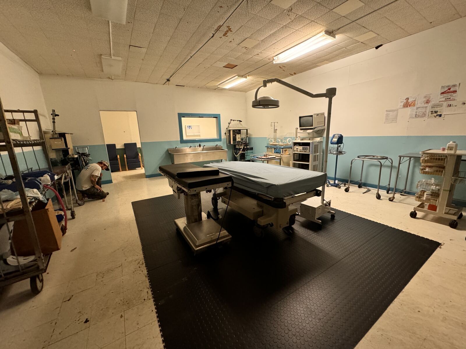 Operating Room — Suite — angle 17
