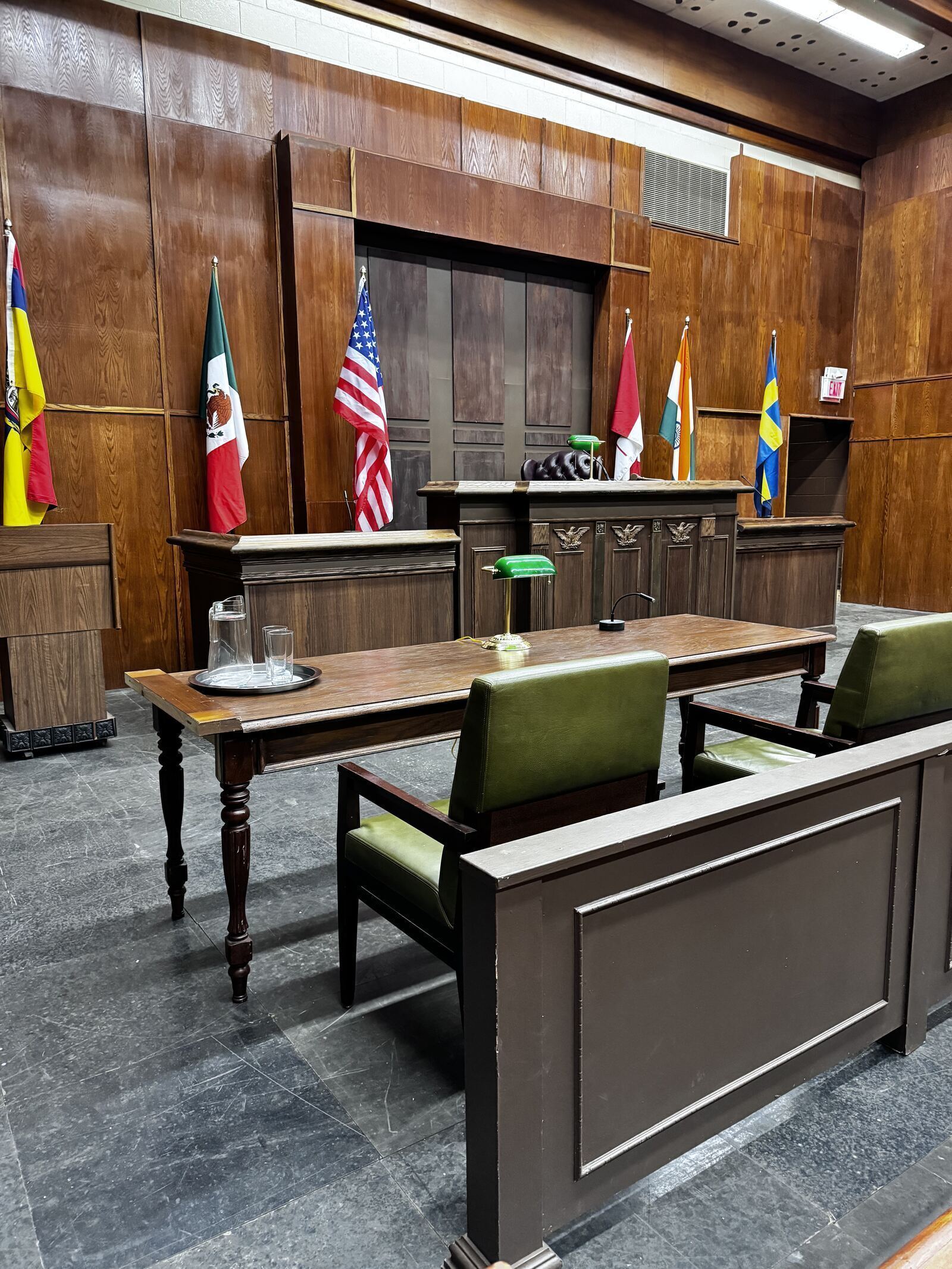 Courtroom — Grand — angle 6