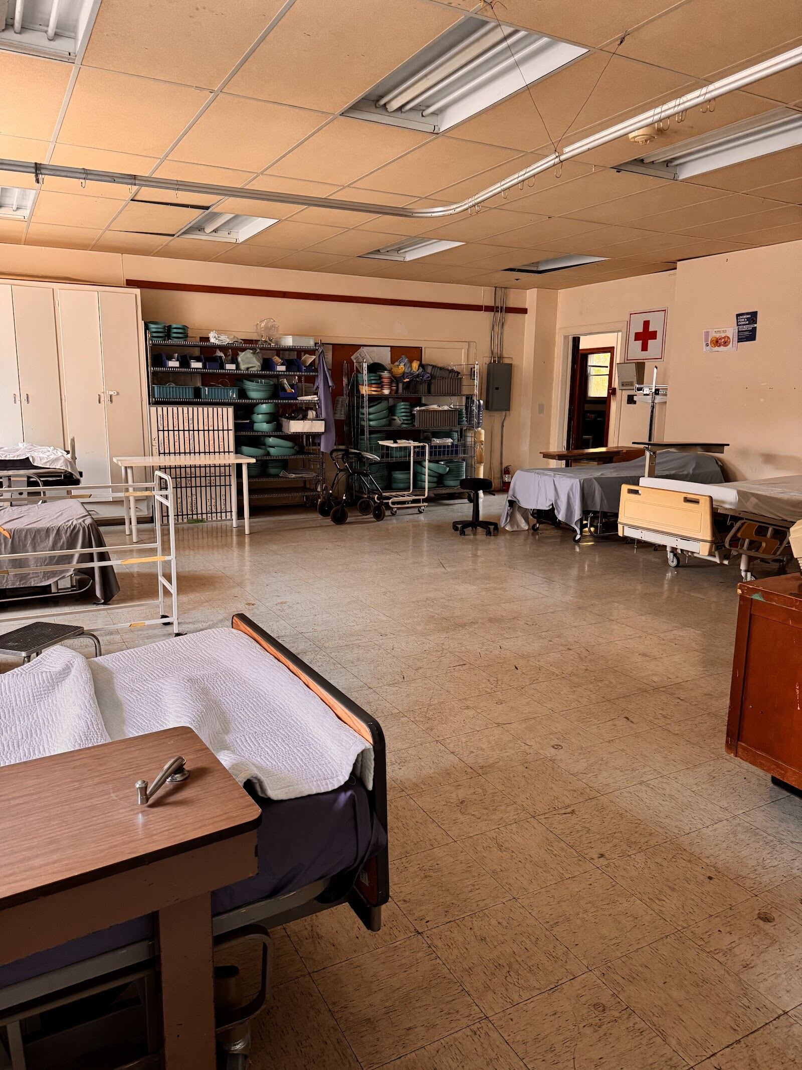Hospital Ward — angle 3