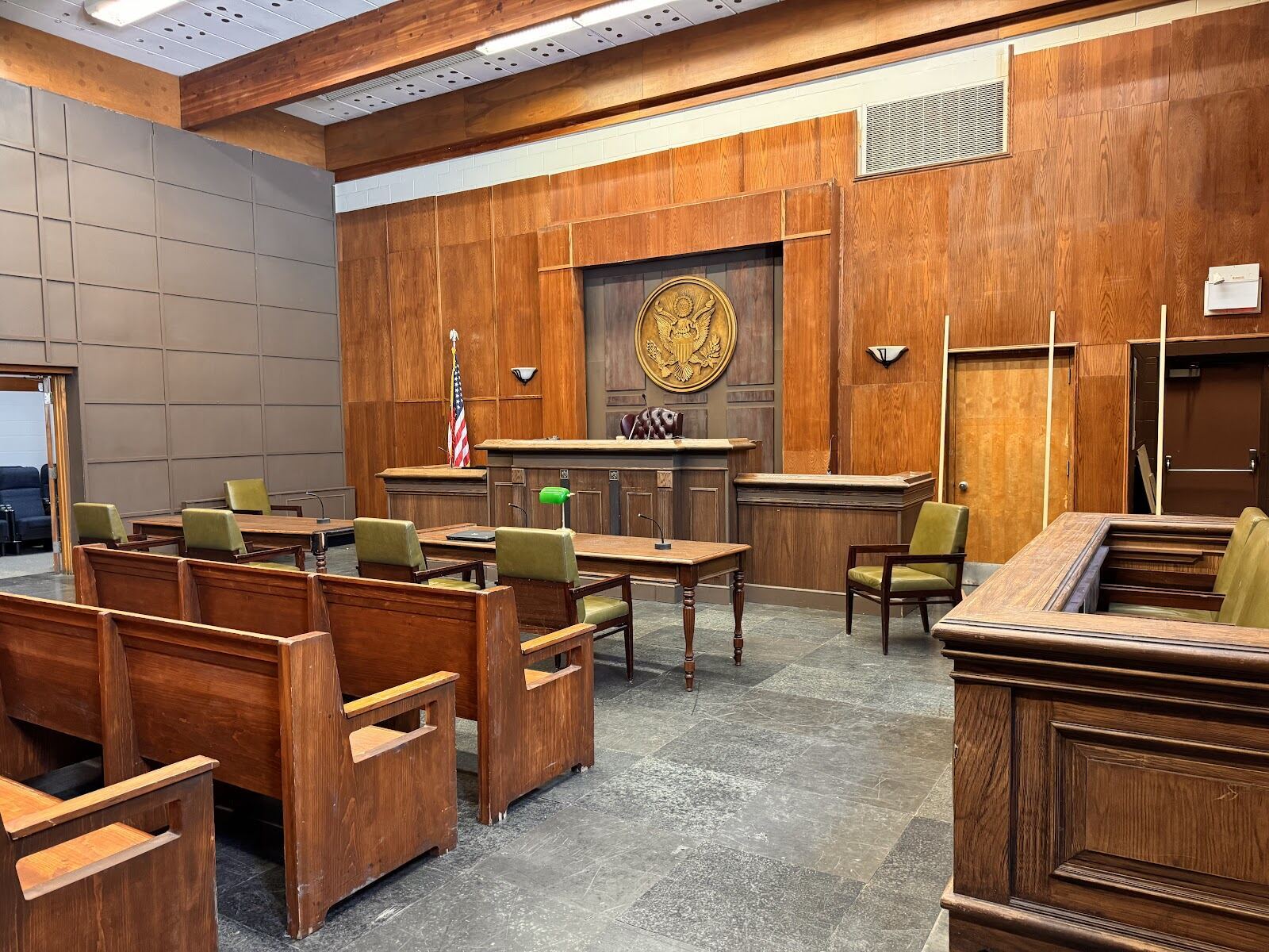 Courtroom — Grand — angle 23