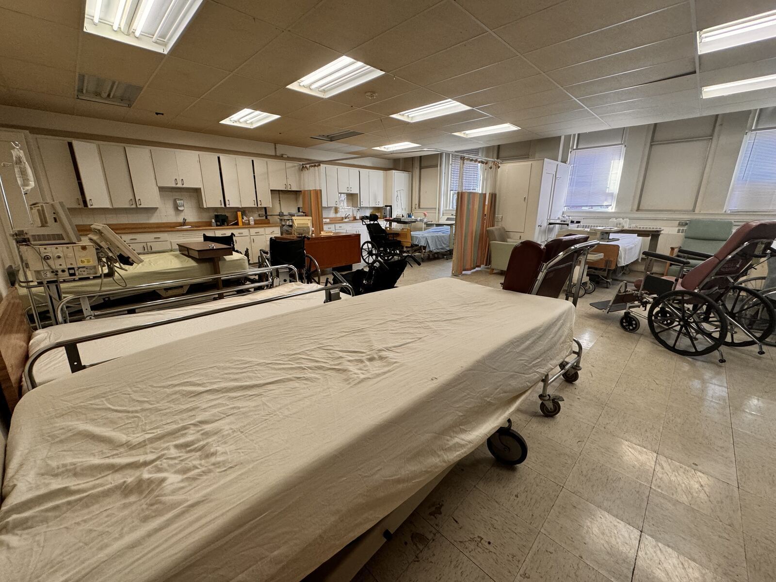 Hospital Ward — angle 6