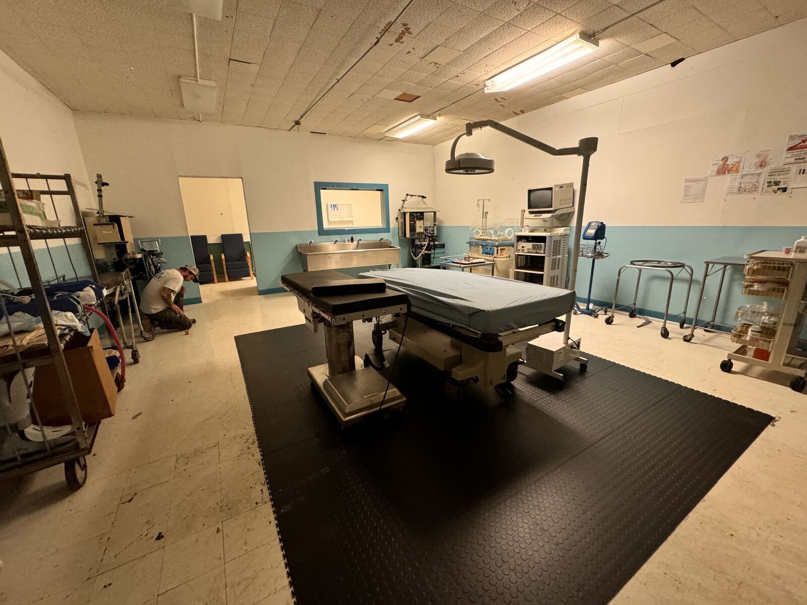 Operating Room — Suite — angle 16