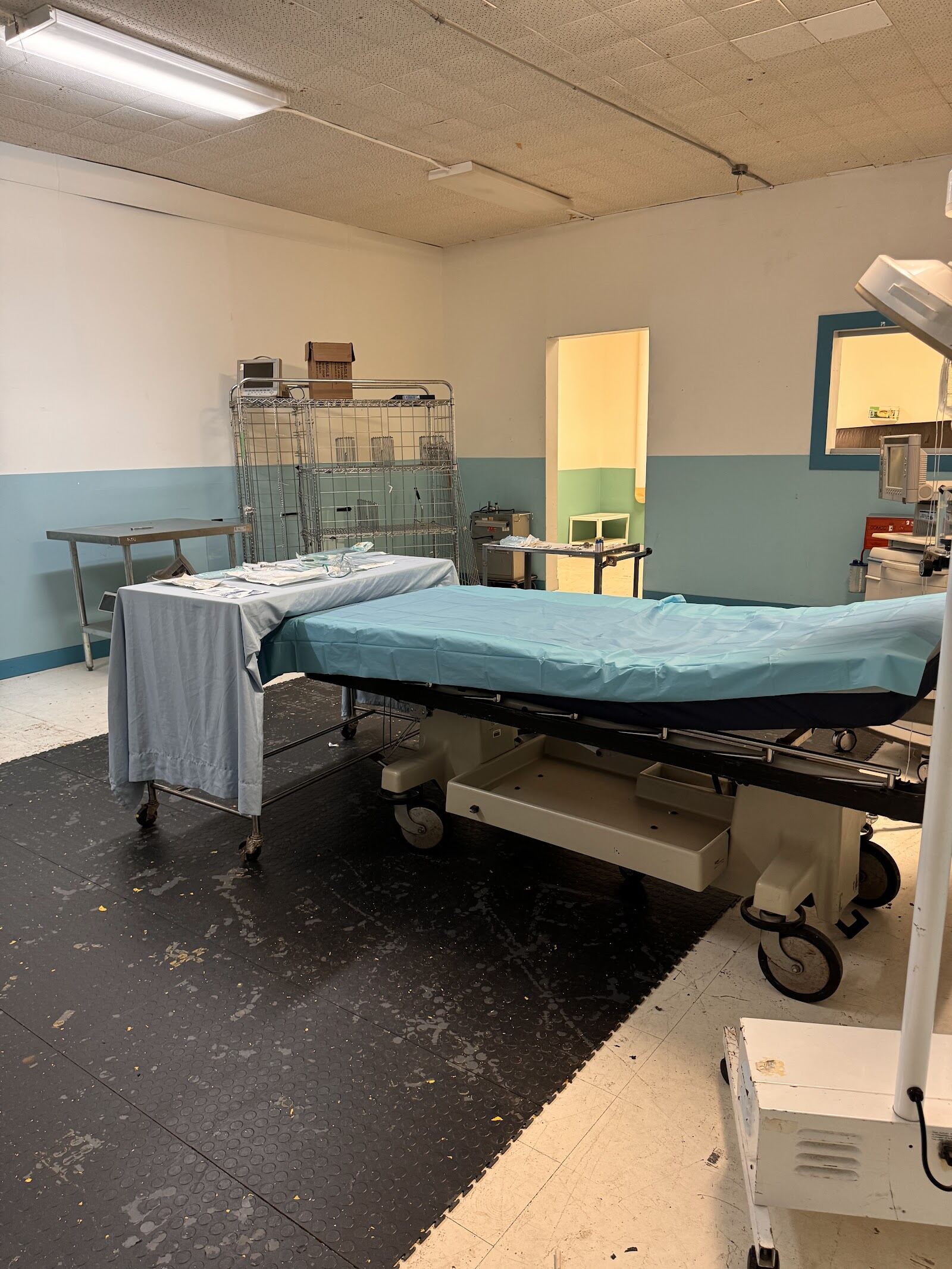 Operating Room — Suite — angle 4