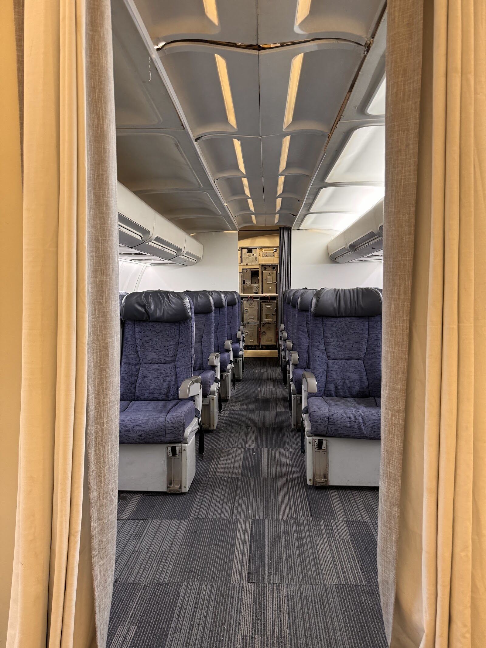 Airplane Cabin — standing set at Digital Canaries