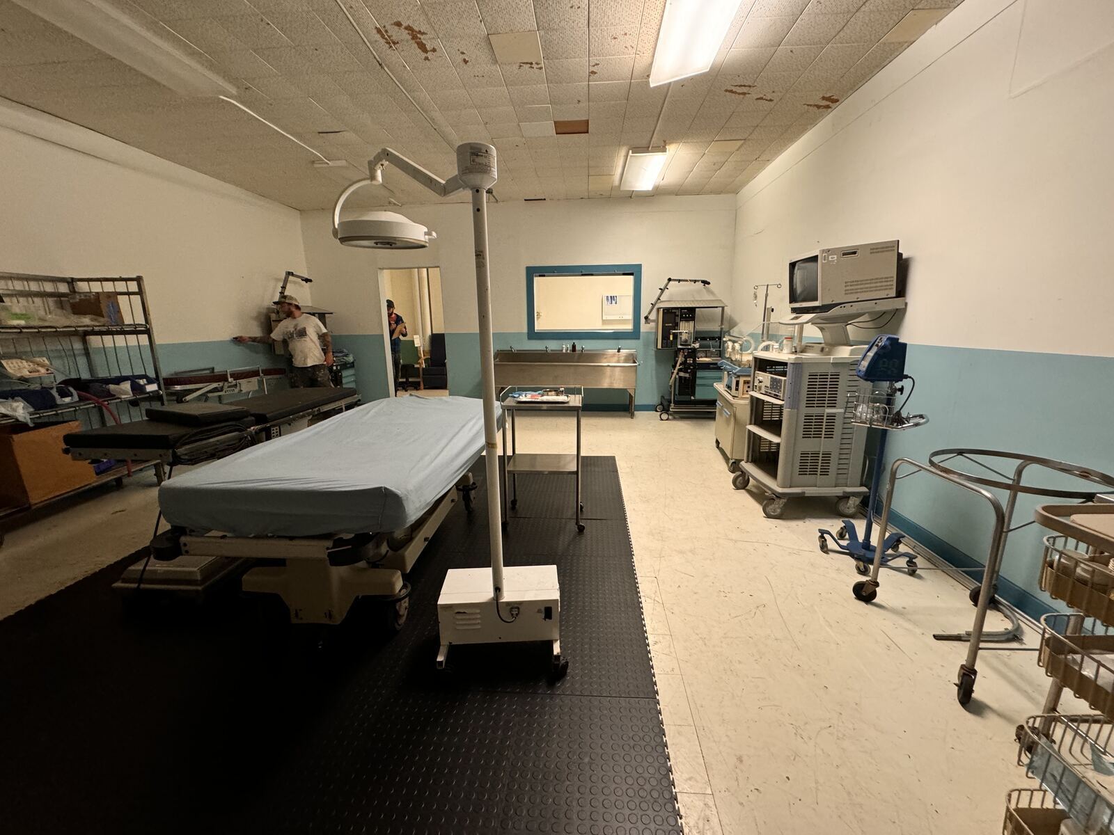 Operating Room — Suite — angle 14