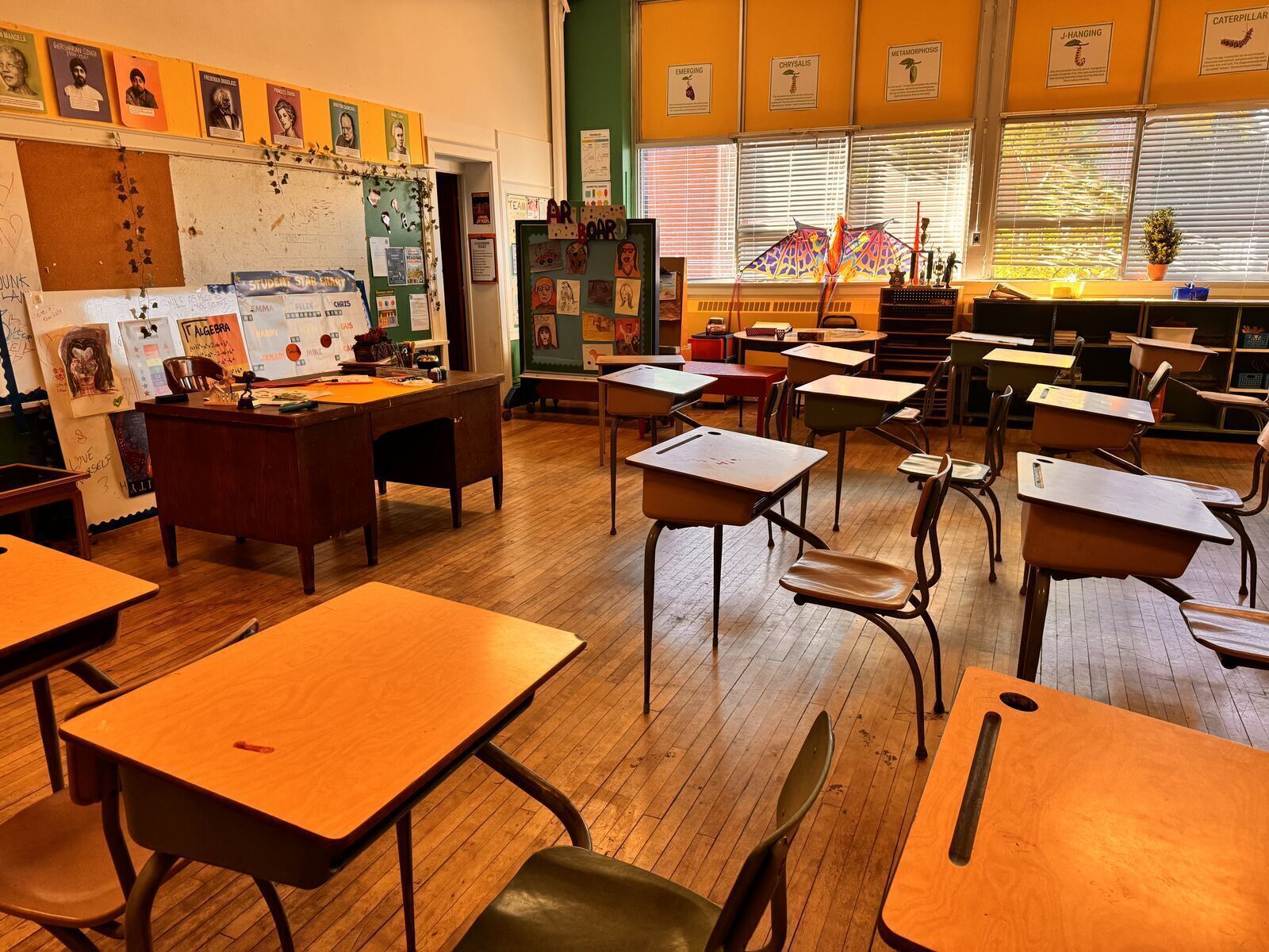 Classroom — angle 47