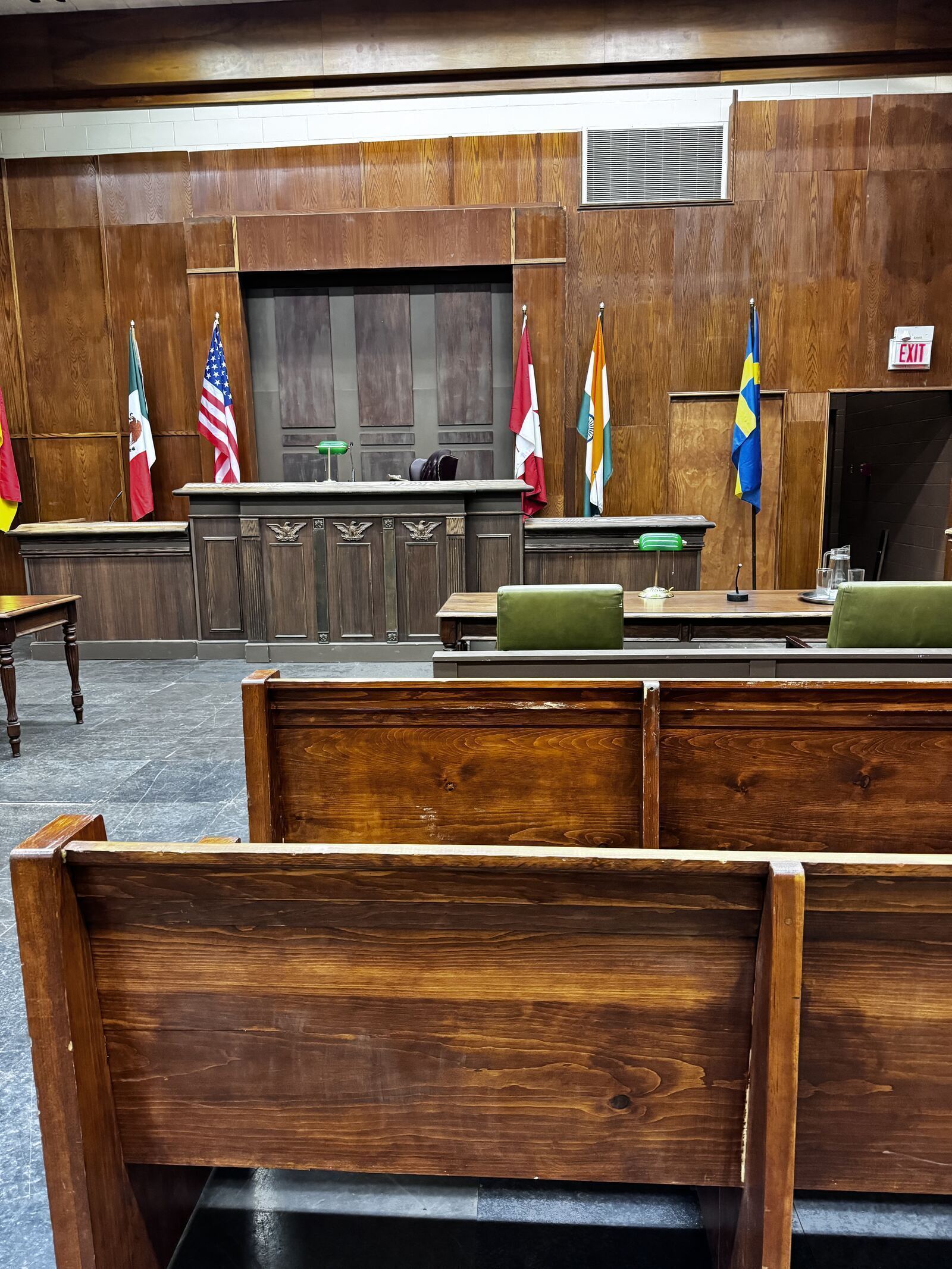 Courtroom — Grand — angle 7
